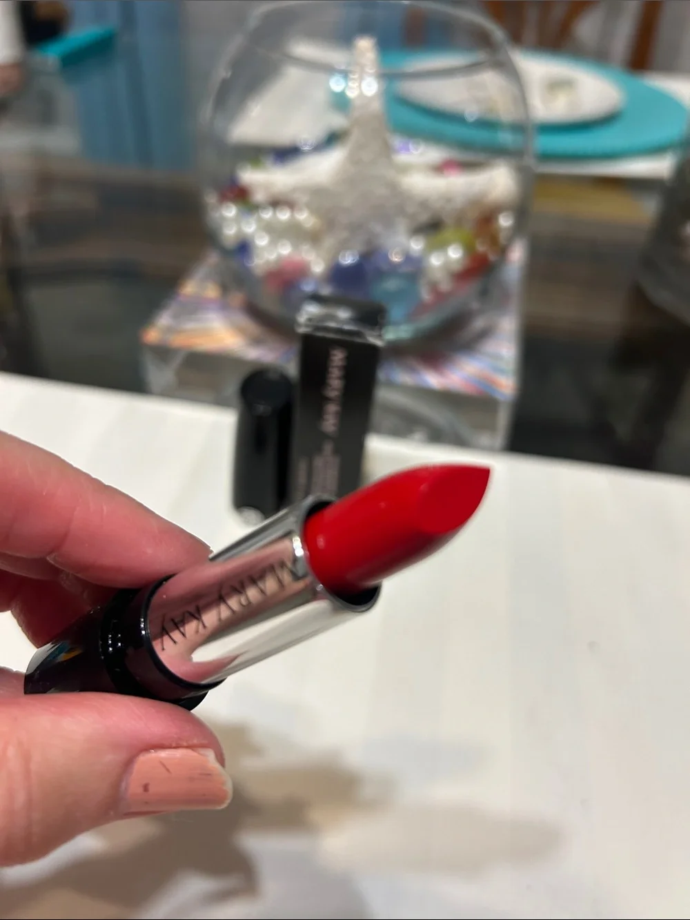 Mary Kay Satin Red Lipstick with Pearl Accent  NEW IN BOX ~ RED STILETTO
